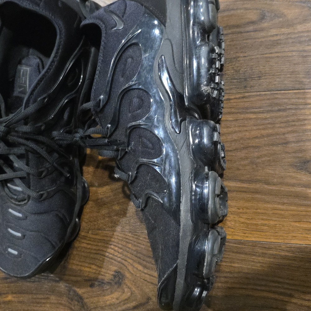 Men's In Good Condition Size 13 NIKE VAPORMAX. - Picture 9 of 12